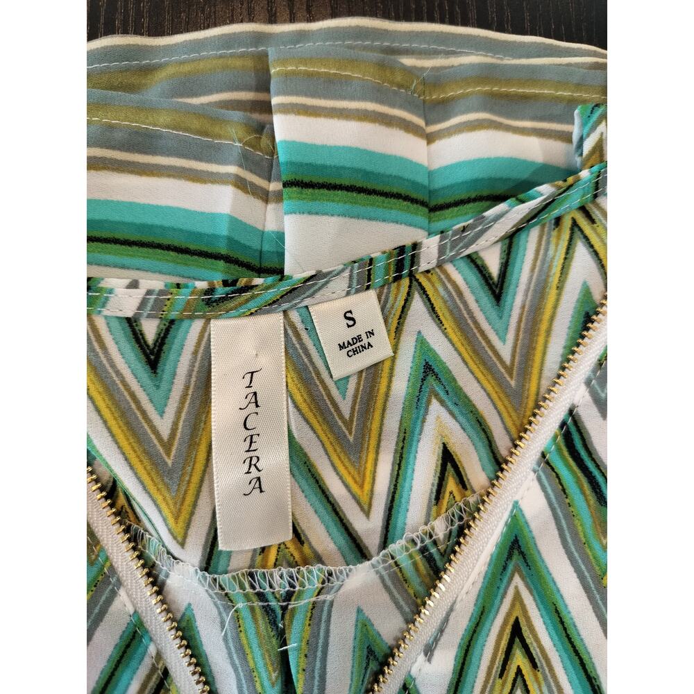 Tacera Women’s Small Green Chevron Sleeveless Blouse Gold Zip V-Neck Top - Picture 5 of 7